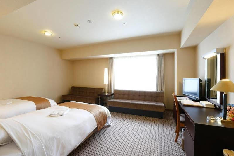 Keisei Hotel Miramare Chiba Esterno foto