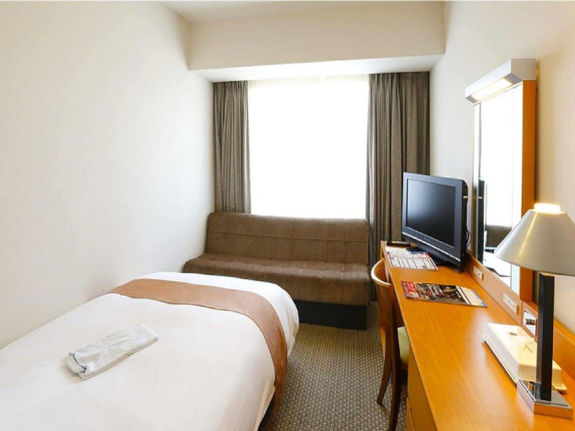 Keisei Hotel Miramare Chiba Esterno foto